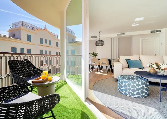 Iloftmalaga Plaza De Las Flores Premium